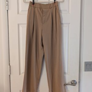 Uniqlo Women's Tan Trousers